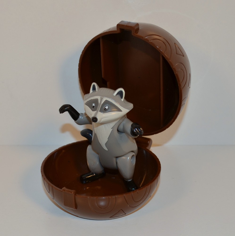 RARE 1995 Meeko Raccoon 2.75″ McDonald’s EUROPE Action Figure Disney Pocahontas