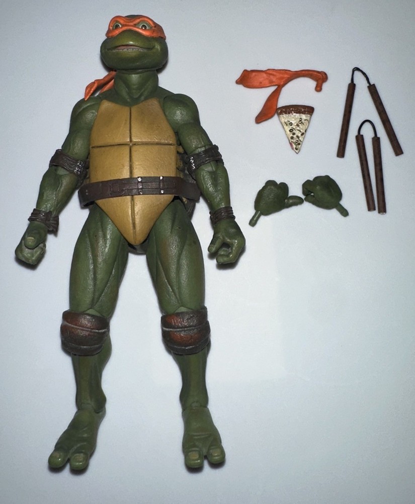 NECA 1990 Teenage Mutant Ninja Turtles Michaelangelo GameStop Exclusive Complete