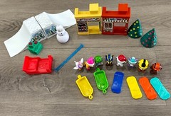 Paw Patrol Christmas Winter Playset 2″ Figures – Advent Calendar 24 Pc Complete