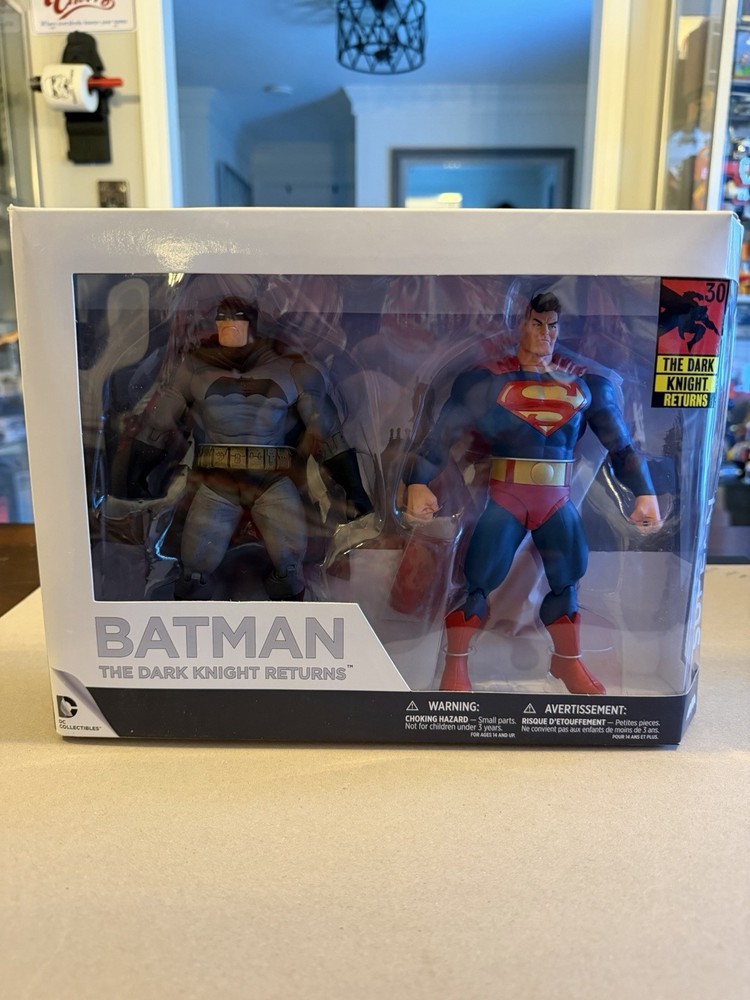DC Collectibles Batman & Superman Action Figures Boxed Dark Knight Returns