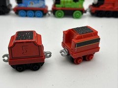 Lot Of 7 Thomas The Tank Engine Train Die Cast Metal Plastic Connectors-READ-