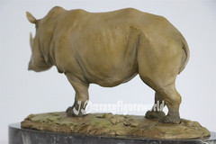 MEMORY MUSEUM 1/15 Africa White Rhinoceros Statue GK Painted Animal Model Decor