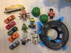 Random Trains Hot Wheels Roblox Toys Action Figures Vintage Lot