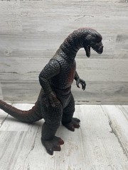 Vintage 80’s Godzilla 14 inch Red Black Green Large Posable Dor Mei Poseable