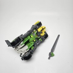 Transformers Autobot Springer Generations Voyager Class – Incomplete