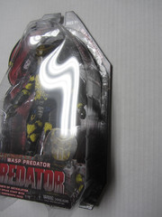 2013 Neca Predator WASP PREDATOR 7.5″ Figure w/ Staff impaled Xenomorph Head
