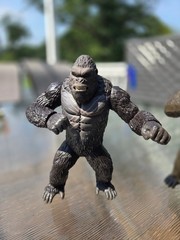 Lot Of 2 Legendary King Kong Action Figures Roars And Mouth Moves