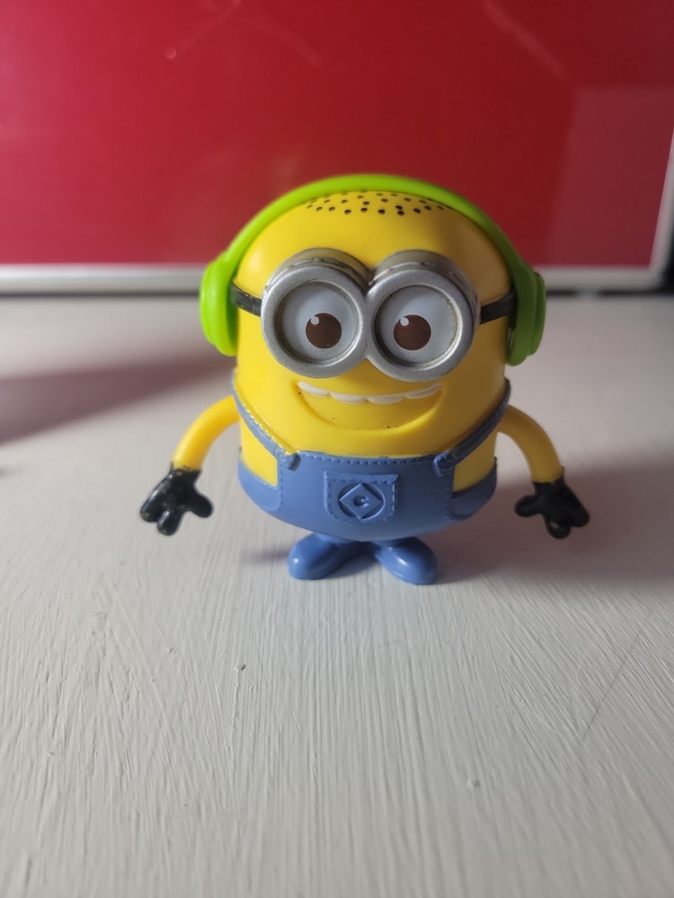 DESPICABLE ME MINION 3” ACTION FIGURE TOY (PRE-OWNED)