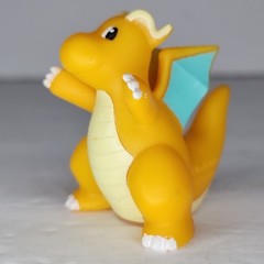 2004 Pokemon Finger Puppet Dragonite #149 Figure Catch Them All Nintendo Bandai