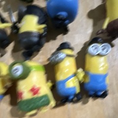 Lot of 16 Minion Despicable Me Figures