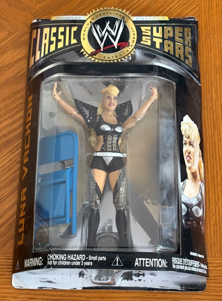 LUNA VACHON rare FIGURE classic superstars NEW & SEALED wwe wrestling legend