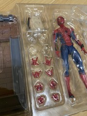 SH Figuarts Spider-Man Homecoming Action Figure w Tamashii Option Act Wall