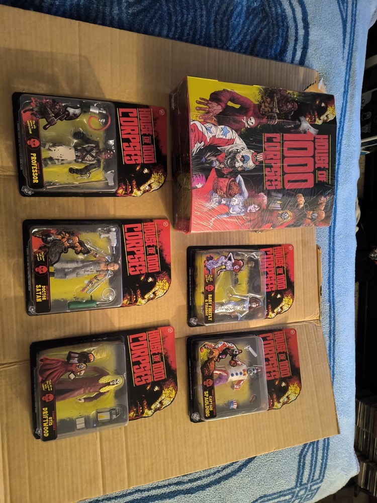 Trick or Treat Studios House of 1000 Corpses Build-A-Figure Set with Case New