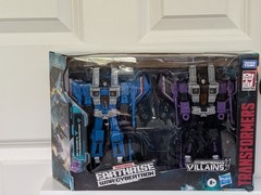 Transformers Cybertron Earthrise Villains Skywarp Thundercracker Complete Manual