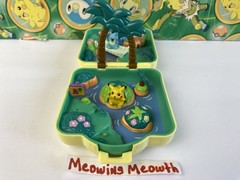 Pokemon Polly Pocket Play Set Pokedoll figure Collection Pack go toy 1997 (plush