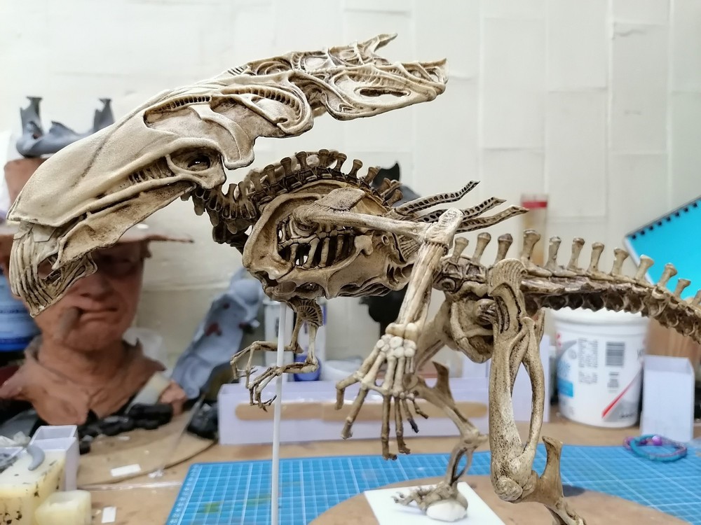 Extraterestrial Queen Skeletal 1/12 size “NECA Size”