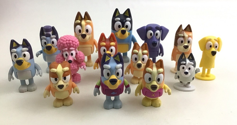 Bluey Dog Figures Toy Extended Family Blue Large Lot Moose Toys 14pcs