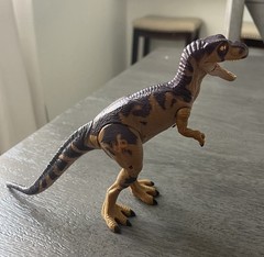 Hasbro Jurassic Park Dinosaurs Young T-Rex/Juvenile Tyrannosaurus 1997 JP 42