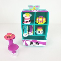 SHOPKINS Season 3 Fashion Spree COOL CASUAL Weekend Wardrobe LOT