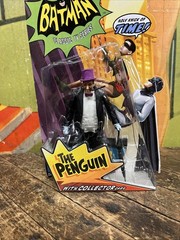 BATMAN 1966 CLASSIC TV SERIES THE PENGUIN FIGURE MOVIE RETRO DC COMICS NECA RARE