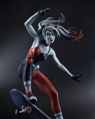 DC Direct Harley Quinn 1:10 Scale Resin Statue by Ivan Tao