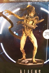 ALIEN VS PREDATOR REQUIEM: PREDALIEN 5.5in DELUXE 1:18 SCALE ACTION FIGURINE NEW