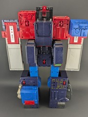 Transformers Car Robots Brave Maximus READ Takara C-027 RID 2001