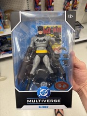 McFarlane Toys DC Multiverse Batman Golden Age Platinum Action Figure, 12+ Hands