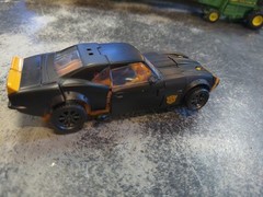Hasbro Transformers AOE Bumblebee Evasion Mode Deluxe Class