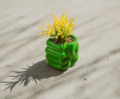Marvel Comics Hulk Smash Hand 3-Inch Ceramic Mini Planter With Artificial