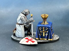 Action Figure Templar Knight with the grail Collectible Miniature Painted 40mm