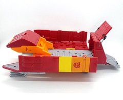Transformers Kingdom Commander Class Rodimus Prime Trailer Incomplete 2021