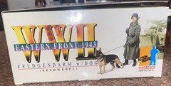 Dragon Models WWll German Feldgendarm W/ Dog “Gustav” Eastern Front 1943 NEW ￼