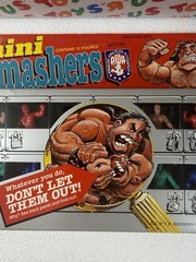 Rare Vintage 1986 Remco Mini Mashers AWA Wrestling 12 Figure Pack Unpunched!