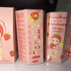 Sonny Angel Strawberry Love Series – US SELLER – SHIP FAST Single blind box