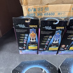 (6) STAR TREK TRANSPORTER SERIES TOS ACTION FIGURES KIRK SPOCK SCOTT UHURA NEW