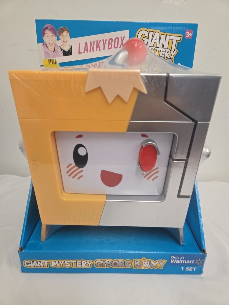 LANKY BOX GIANT MYSTERY CYBORG BOXY-INCLUDES 10 SURPRISES-10 INCH TALL SEALED