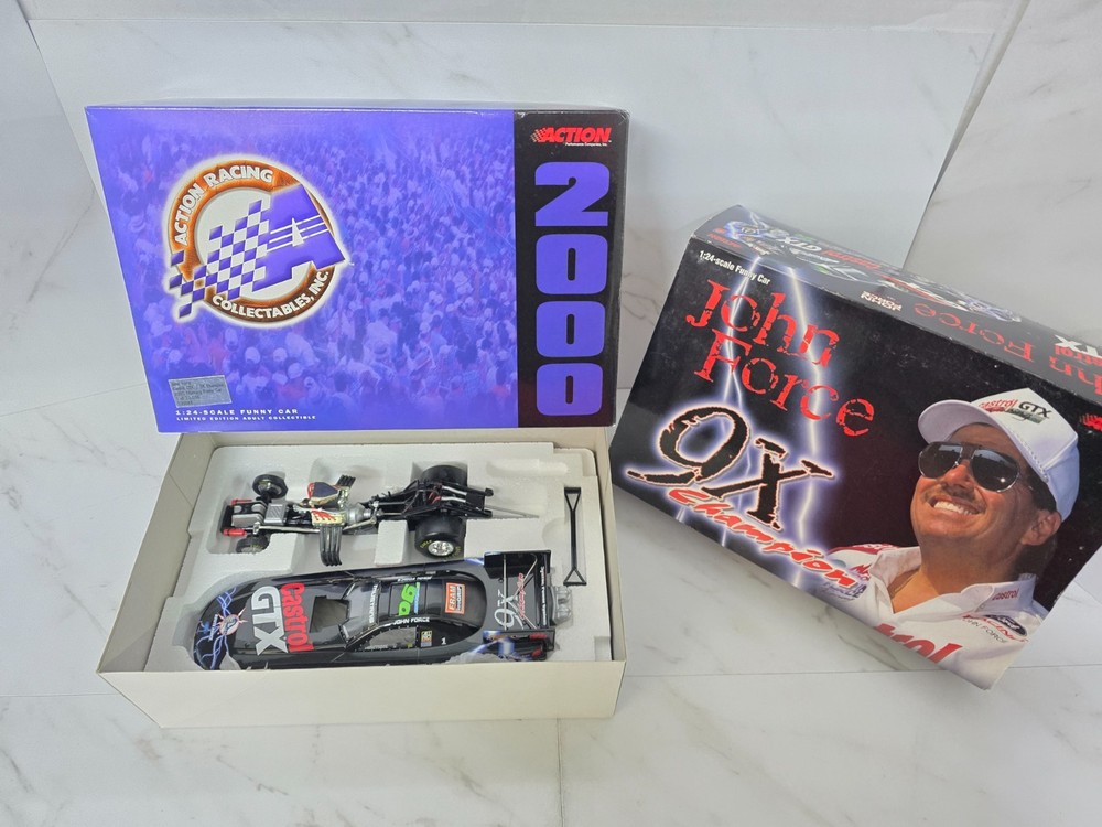 John Force Castrol GTX 2000 Mustang Funny Car 1:24 NHRA Action Racing /20016