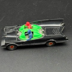 Vintage 1976 Azrak Hamway Batman’s Batmobile with Batman Robin – Damage
