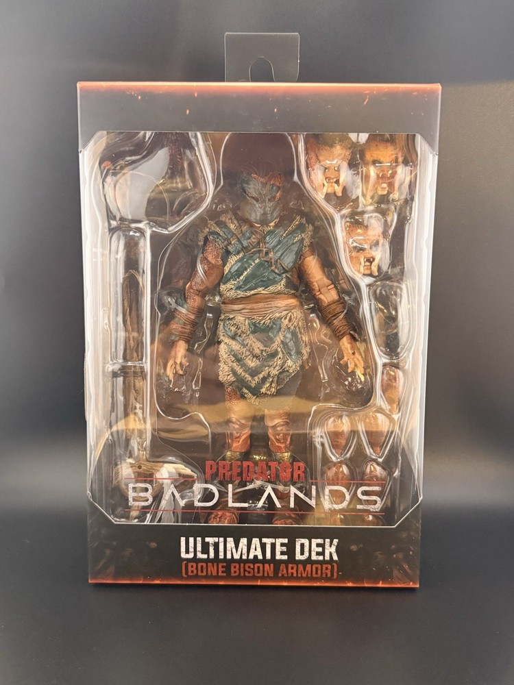 2026 NECA PREDATOR BADLANDS ULTIMATE DEK BONE BISON ARMOR ACTION FIGURE IN HAND