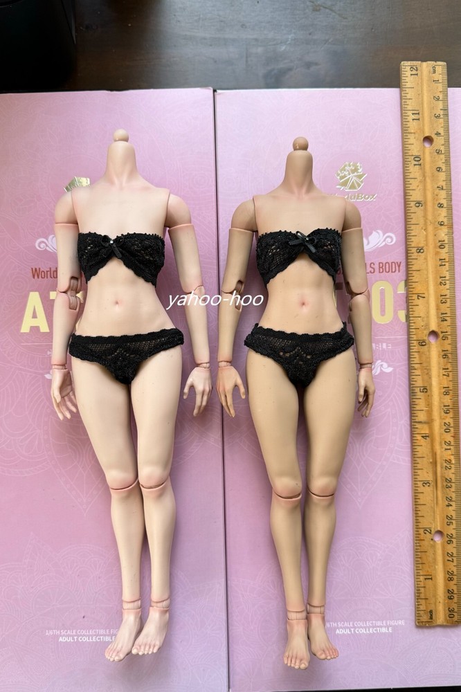 WORLDBOX AT203 1/6 SCALE Female GIRL PALE / TAN Durable Action Figure Body Doll