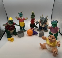 VTG Dinosaurs TV Show Figures-Sinclair Family Disney 1990s with Accessories Lot