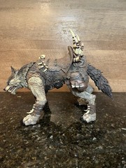 D20 STUDIO WHITE BONE WOLF MOUNT GREY VERSION!