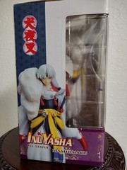 InuYasha Sesshomaru PVC Statue Viz Media Sealed In Box 2006