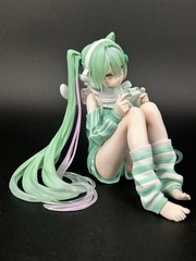 Hatsune Miku Playing Games Ver Figure Holiday Memories Vocaloid Anime Japan NEW