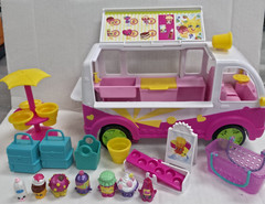 Shopkins GLITZI Ice Cream Truck Food Fair Moose Toys 56112 some accessories
