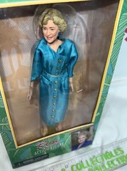NECA The Golden Girls Rose Action Figure 8″ Betty White, NIB