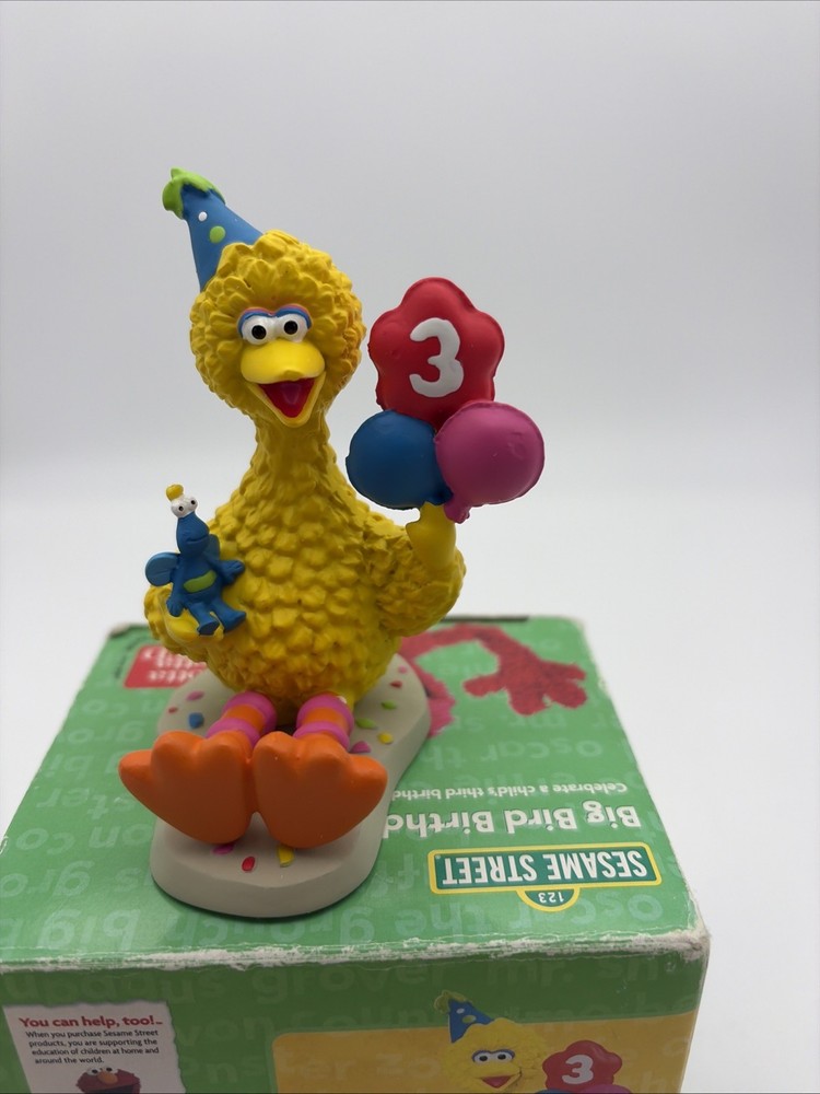 Vtg Sesame Street Big Bird Birthday PVC Figure 3 Years Gums 2005