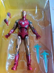 Marvel 2024 Legends Series Iron Man Mark LXXXV Marvel Missing 2 Pieces See Photo