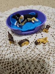 Vintage 1990s Puppy In My Pocket Collie Dog Family Bella Mom & 4 Puppy Dogs